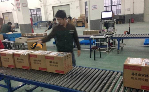 1553234060892774.jpg 流水線上的掃描槍.jpg